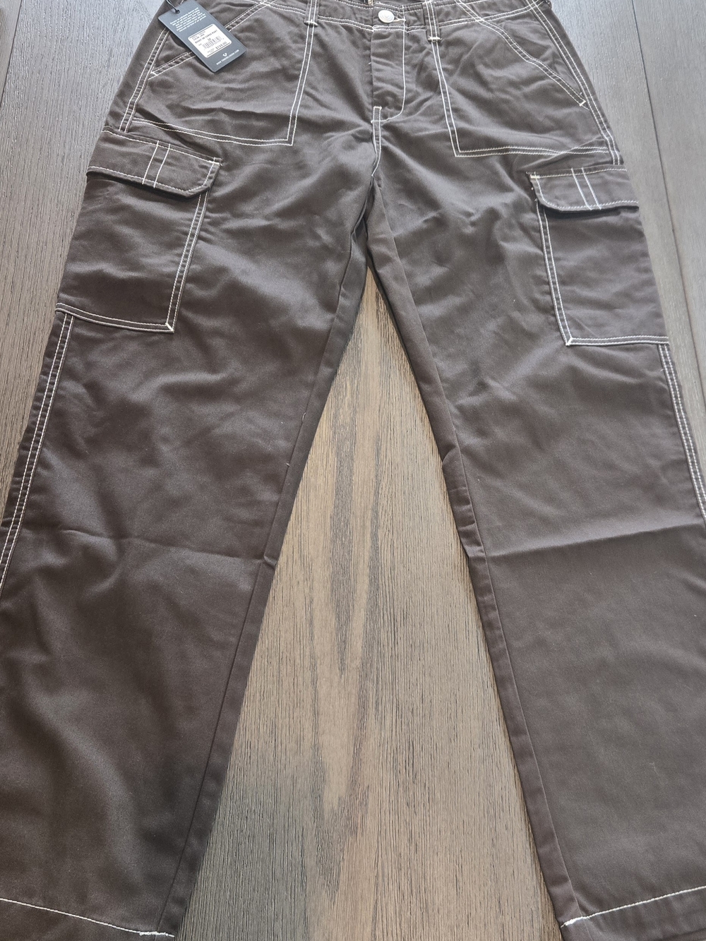True Religion Mens Baggy SN Cargo Pants 34 Java Brown White Contrast Stitch NWT
